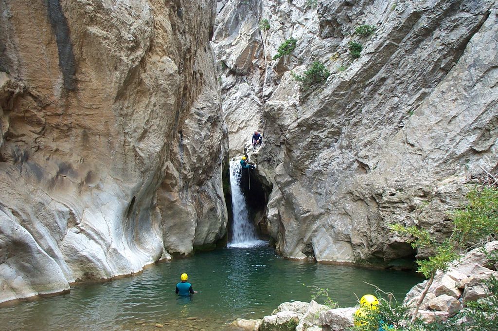 canyon pyrenees